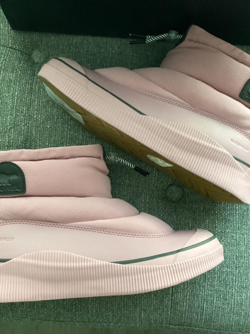 SOREL Out N About IV Puffy Lace-Up Waterproof Boot (Women) 8M - Picture 7 of 10